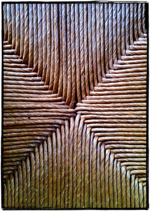 Canechairhdrbsizedborder