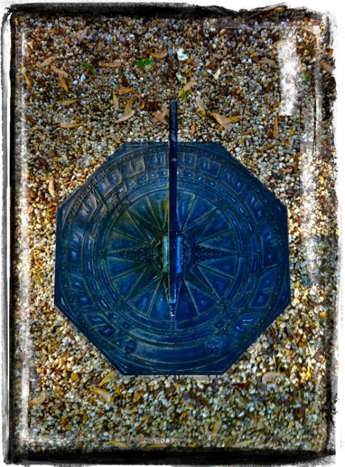 Hdrsundialnormalrumpledgrain