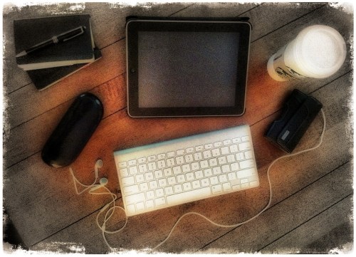 Tools5brownpaperbokeh2midtone