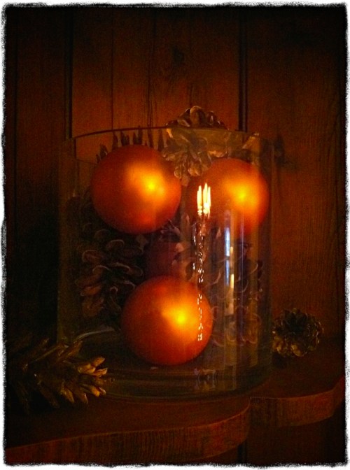 Ornamentsandcones7originalbvignettegrit3lomoreborder