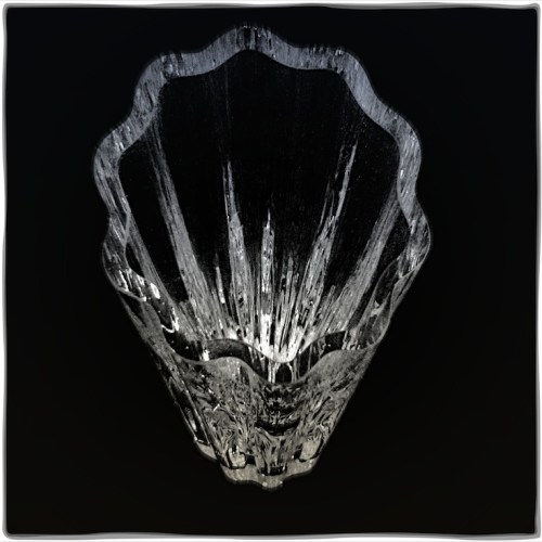 Waterfordvaseblueskyfloatlight