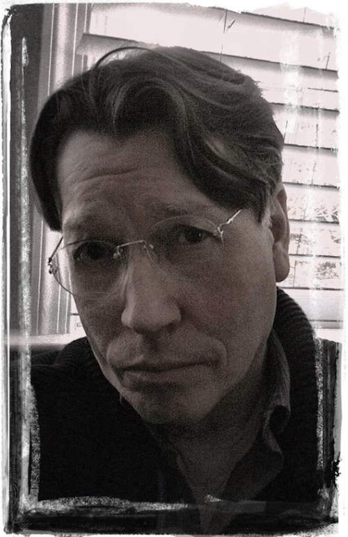 Me030612bbokehringsvertflipmod