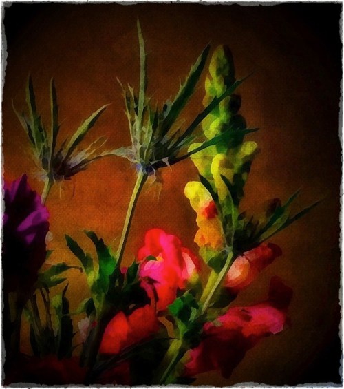 Dramaticflowersoldpapermidtone