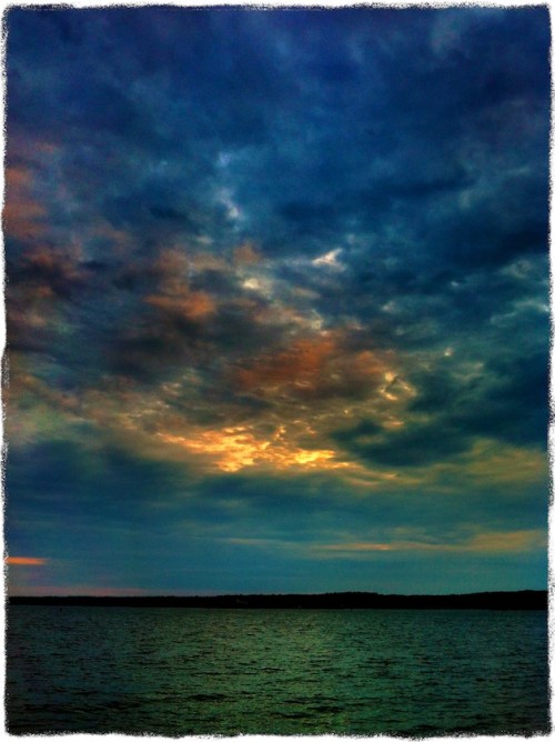 Mainetuesdayduskbokeh1grit_2