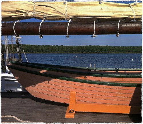 Schoonerlifeboatbokeh1fullflip