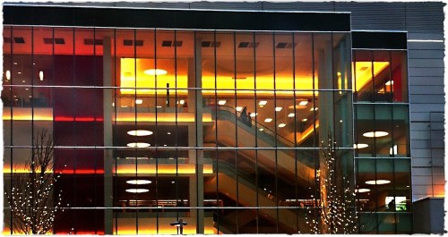 Escalatorshdrbokeh3brushup_2