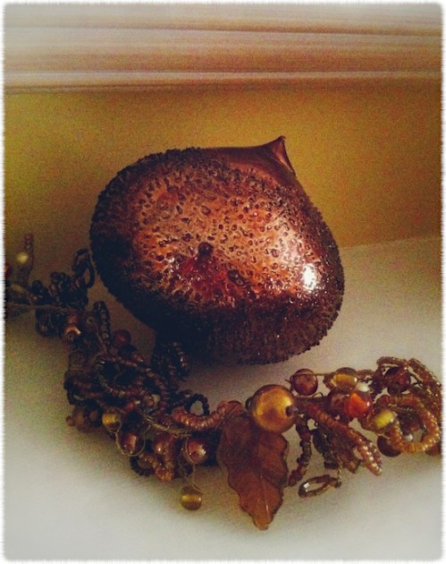 Garland1scripturemodbokeh1shar