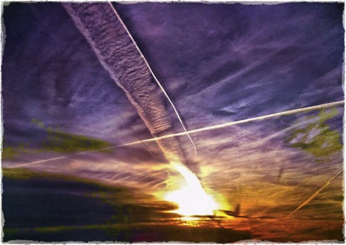 Turneresquecontrailsbokeh1_2