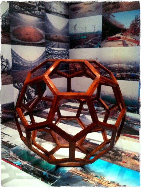 WeiWeiGeometric1grit 2