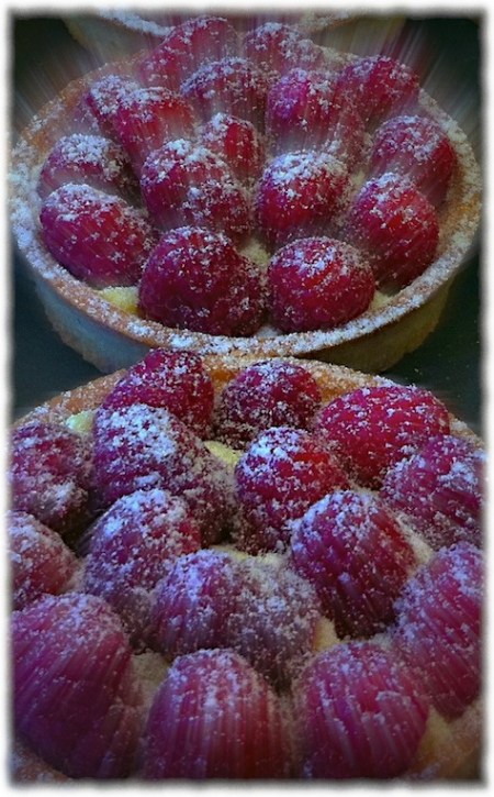 RaspberryTarts2ProtonModBokeh3SharpenMidtoneGrainWavy 2