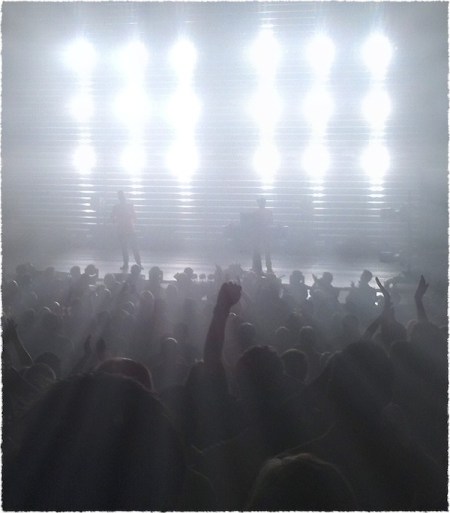 WhiteLightPSB2Rays4Frayed