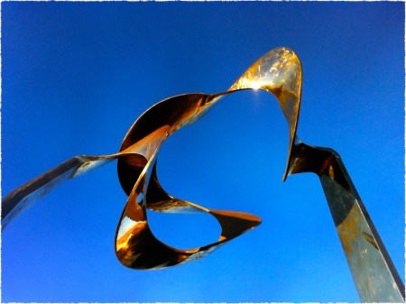 SkygateBokeh1MidtoneSatFrayed 2