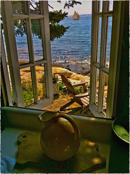 RawWindow_DL3bCopyIntensify2NoiselessExposureMidtoneSatContrastNoiseless2Grain1Frayed 2