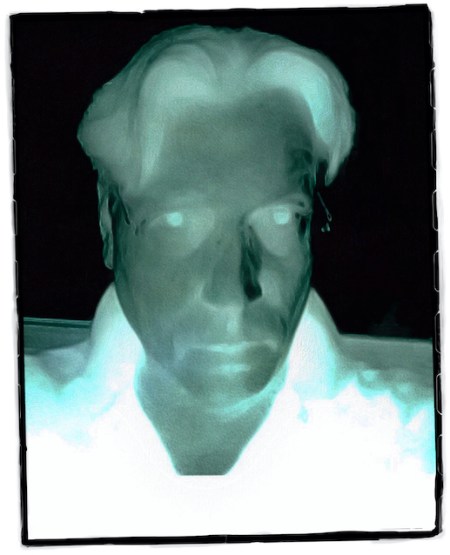 TheIphoneographerFeelingNegativeFinal 2.jpg