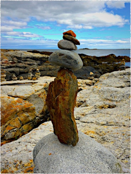 BalancedRockSculptureFlare 2.jpg