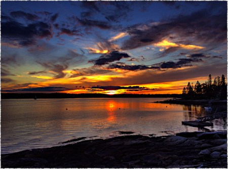 LastNightSunset1Flare 2.jpg