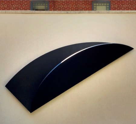 PhillipsGalleryCourtyardWallScuptureAlt1 2.jpg